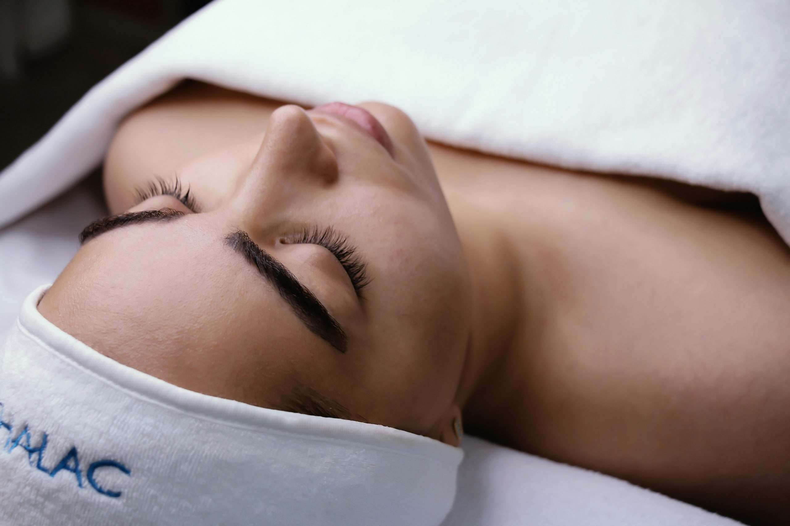 Top Beauty and Spa Services in Deira – Where luxury meets wellness